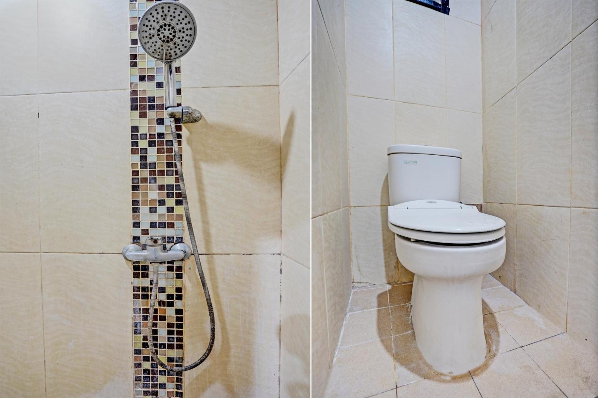 Oyo 93112 Garden Homestay 3 Merlion Surabaya Ngoại thất bức ảnh