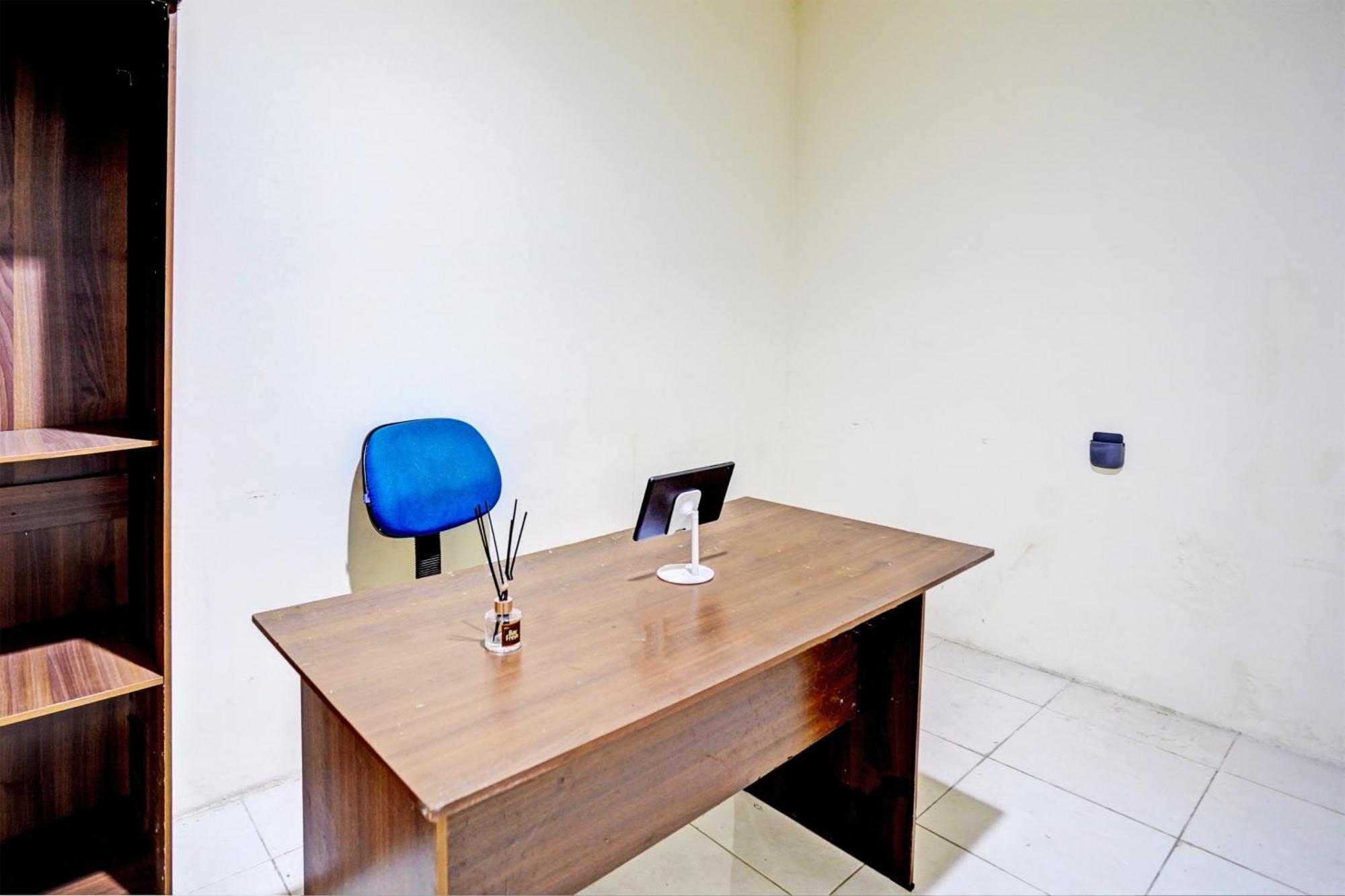 Oyo 93112 Garden Homestay 3 Merlion Surabaya Ngoại thất bức ảnh