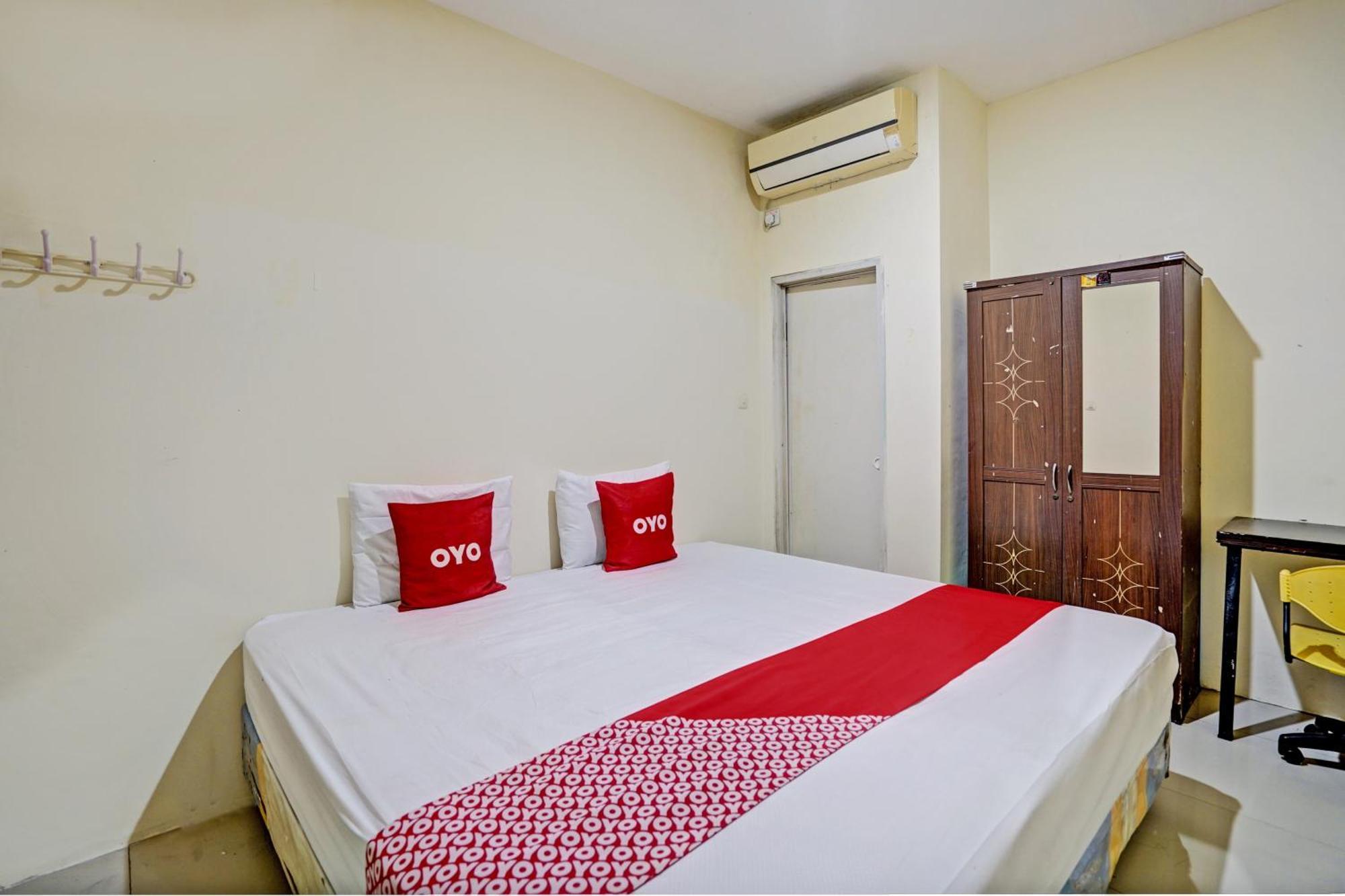 Oyo 93112 Garden Homestay 3 Merlion Surabaya Ngoại thất bức ảnh