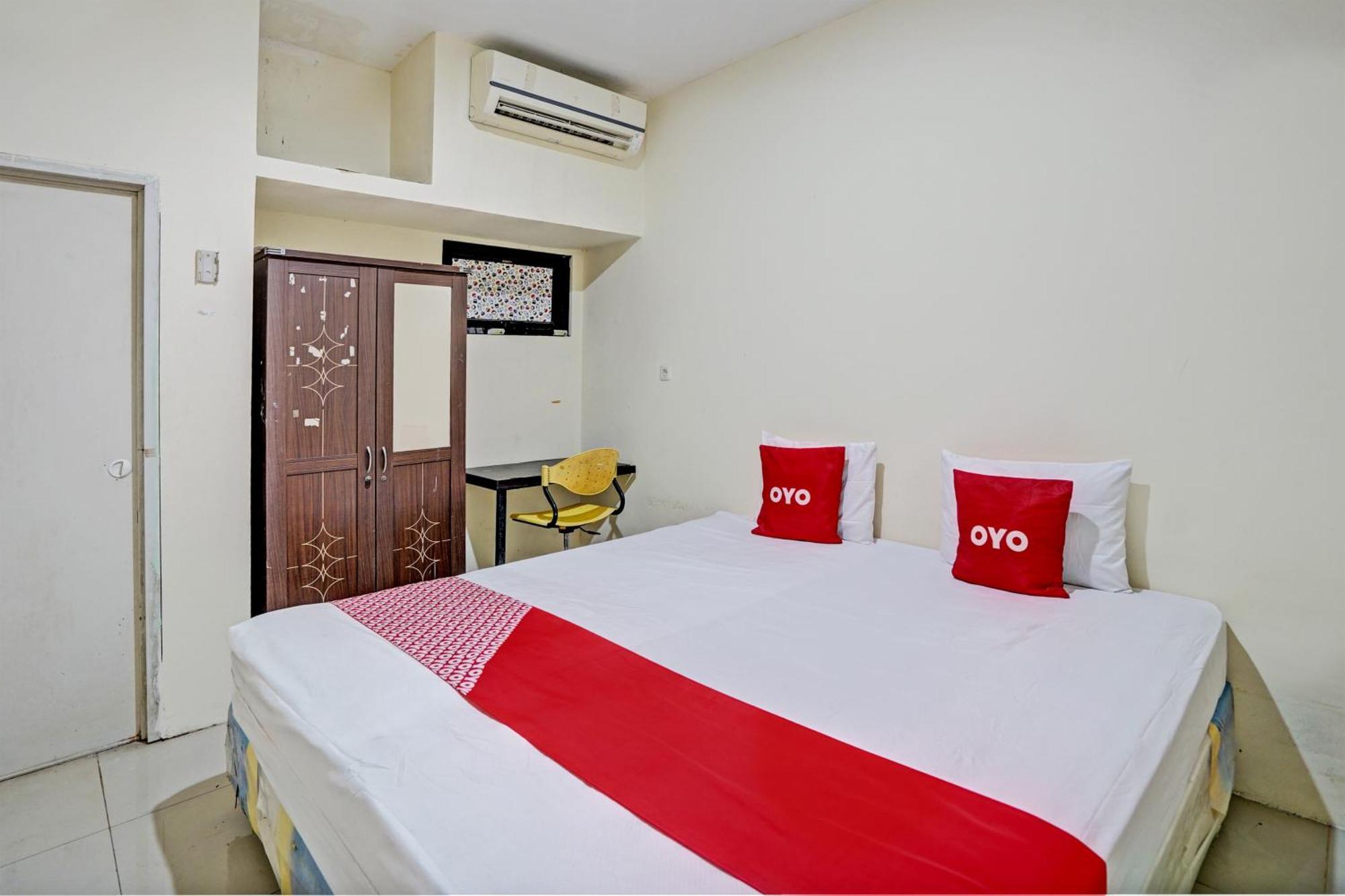Oyo 93112 Garden Homestay 3 Merlion Surabaya Ngoại thất bức ảnh