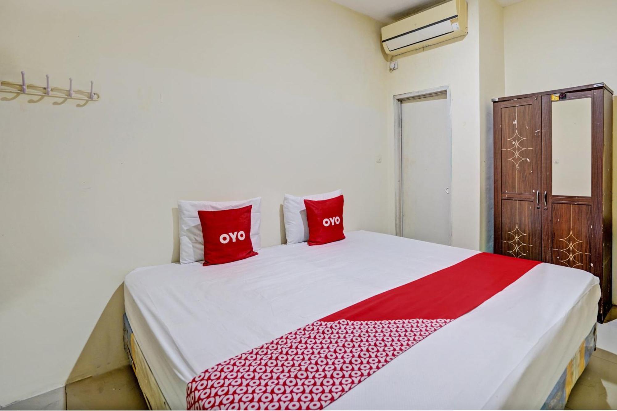 Oyo 93112 Garden Homestay 3 Merlion Surabaya Ngoại thất bức ảnh